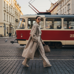 Ray-Ban RB3447 112/Z2 - La foto è solamente a scopo illustrativo ed è stata generata da intelligenza artificiale.