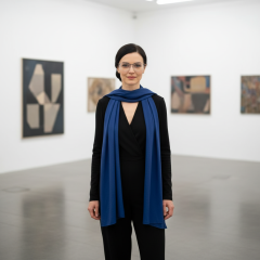 Ray-Ban RX7140 2001 - Fotografija z informativnim prikazom očal je ustvarjena z umetno inteligenco.